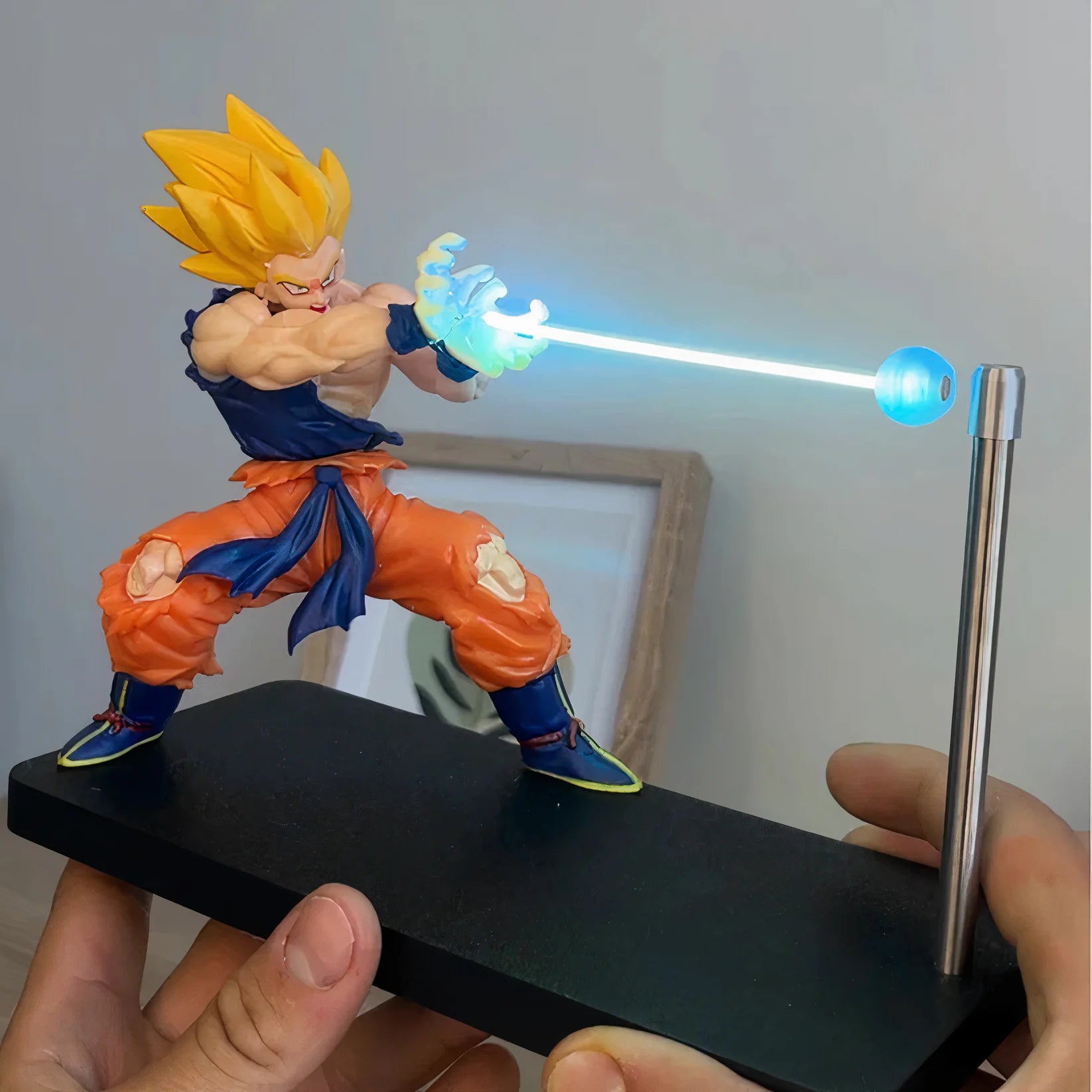 Super Saiyan Beam Desk Stand