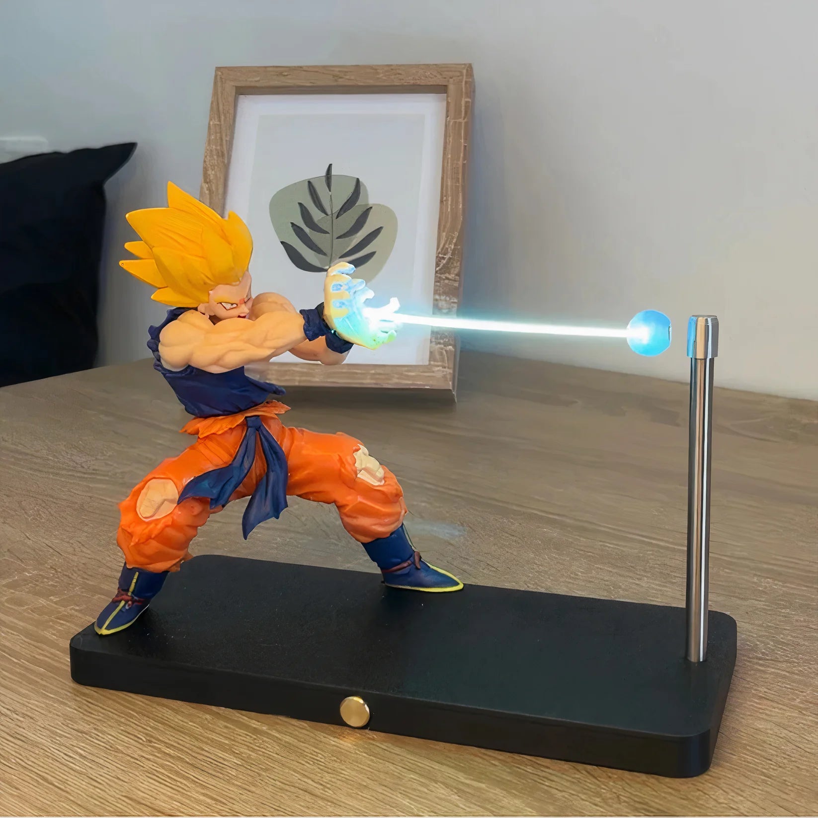 Super Saiyan Beam Desk Stand